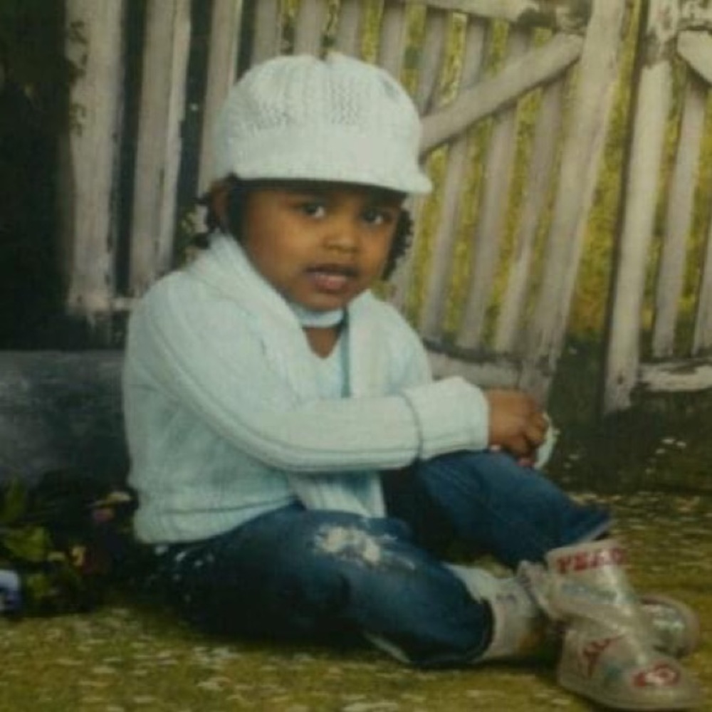 Meet your Posher, Leyliani